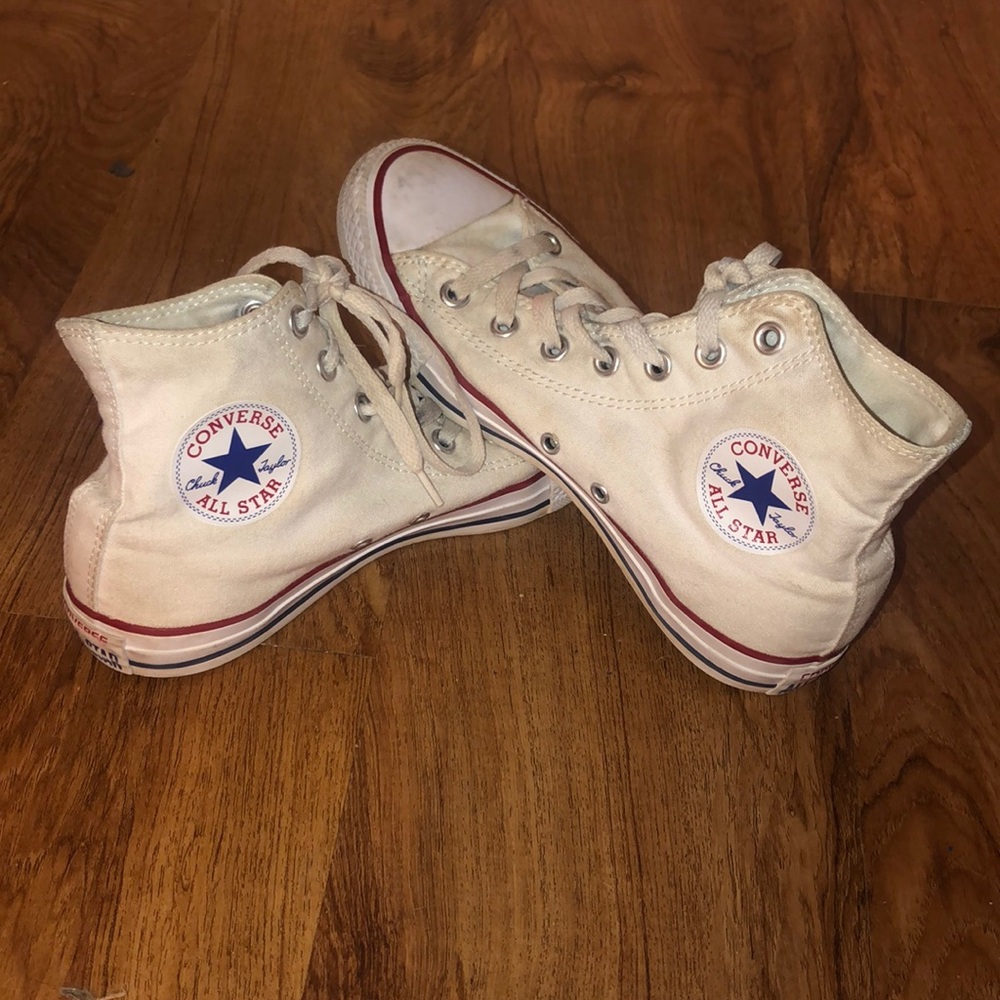 Converse shoes.